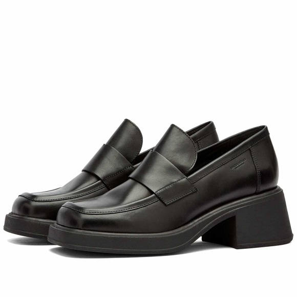 Vagabond Shoes - Vagabond Black Dorah Leather Heeled Loafers